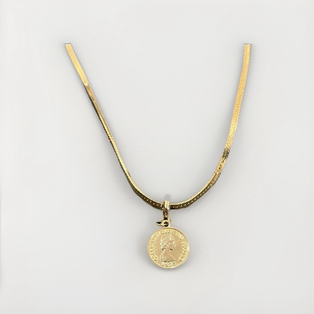 Vintage Trifari Queen Elizabeth II Gold Pendant Necklace, Double sided
